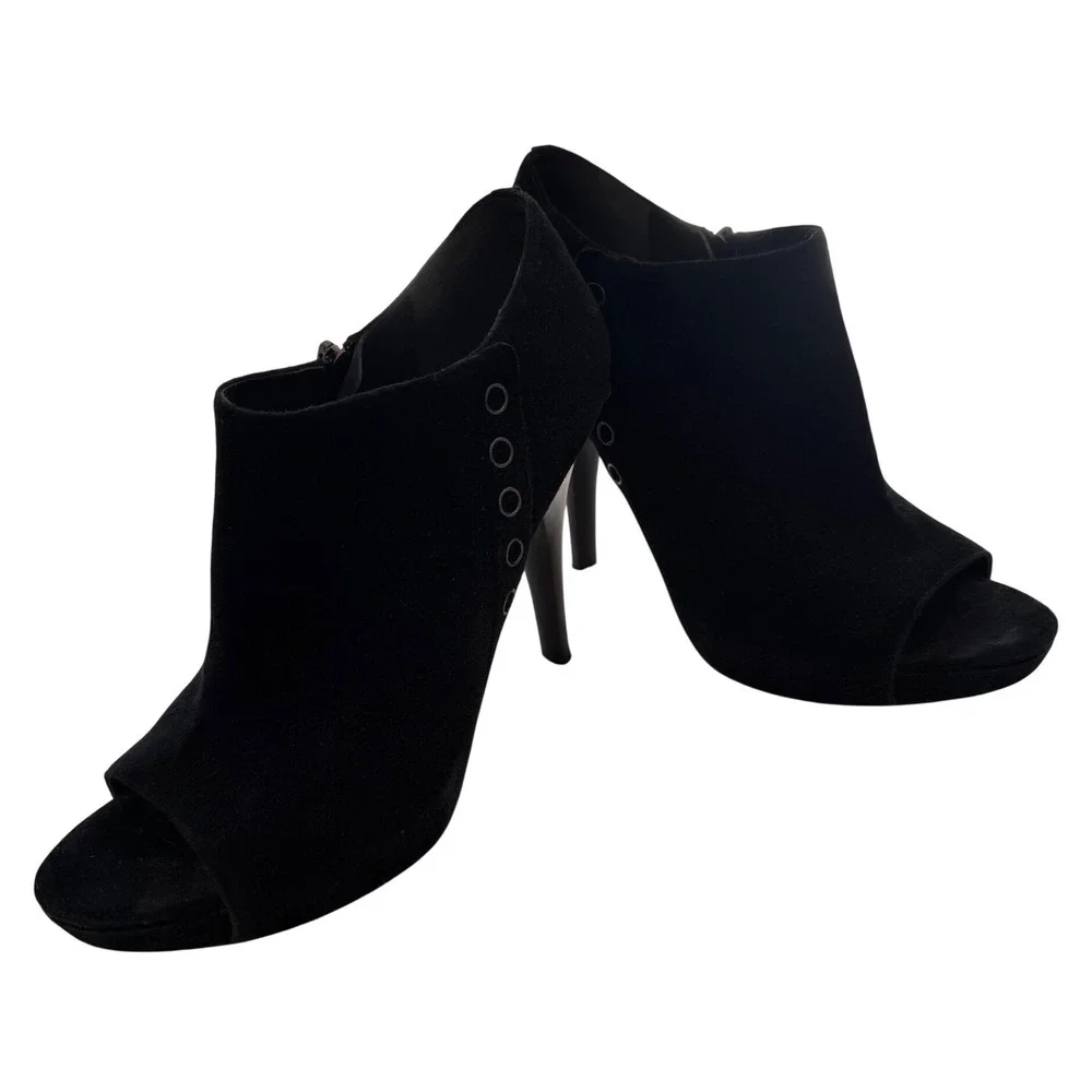 Via Spiga Black Suede Peep Toe Platform Booties 9M Stiletto Heels Grommet Y2K